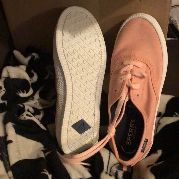 Shoes - Picture 2 of 2